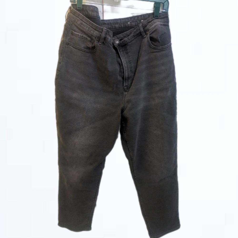 American Eagle Hi-Rise Girlfriend Jeans Size 18 Faded Black Wash Button Fly.